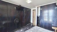 Main Bedroom - 16 square meters of property in Isipingo Beach