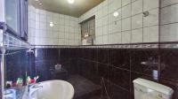 Main Bathroom - 6 square meters of property in Isipingo Beach