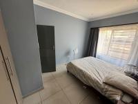 Bed Room 1 - 14 square meters of property in Pretoria North