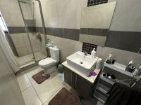 Bathroom 1 - 7 square meters of property in Pretoria North