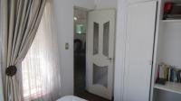 Bed Room 1 - 9 square meters of property in Buccleuch