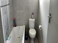 Bathroom 1 - 4 square meters of property in Lotus Gardens