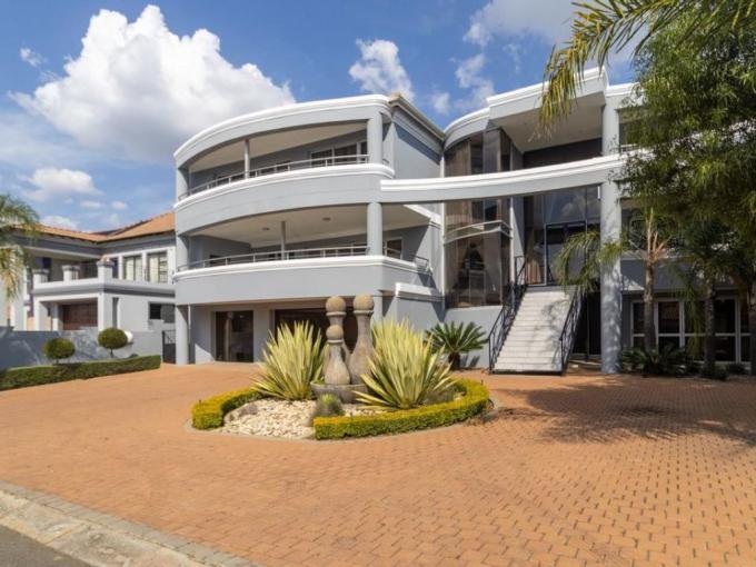 6 Bedroom House for Sale For Sale in Blue Valley Golf Estate - MR564107