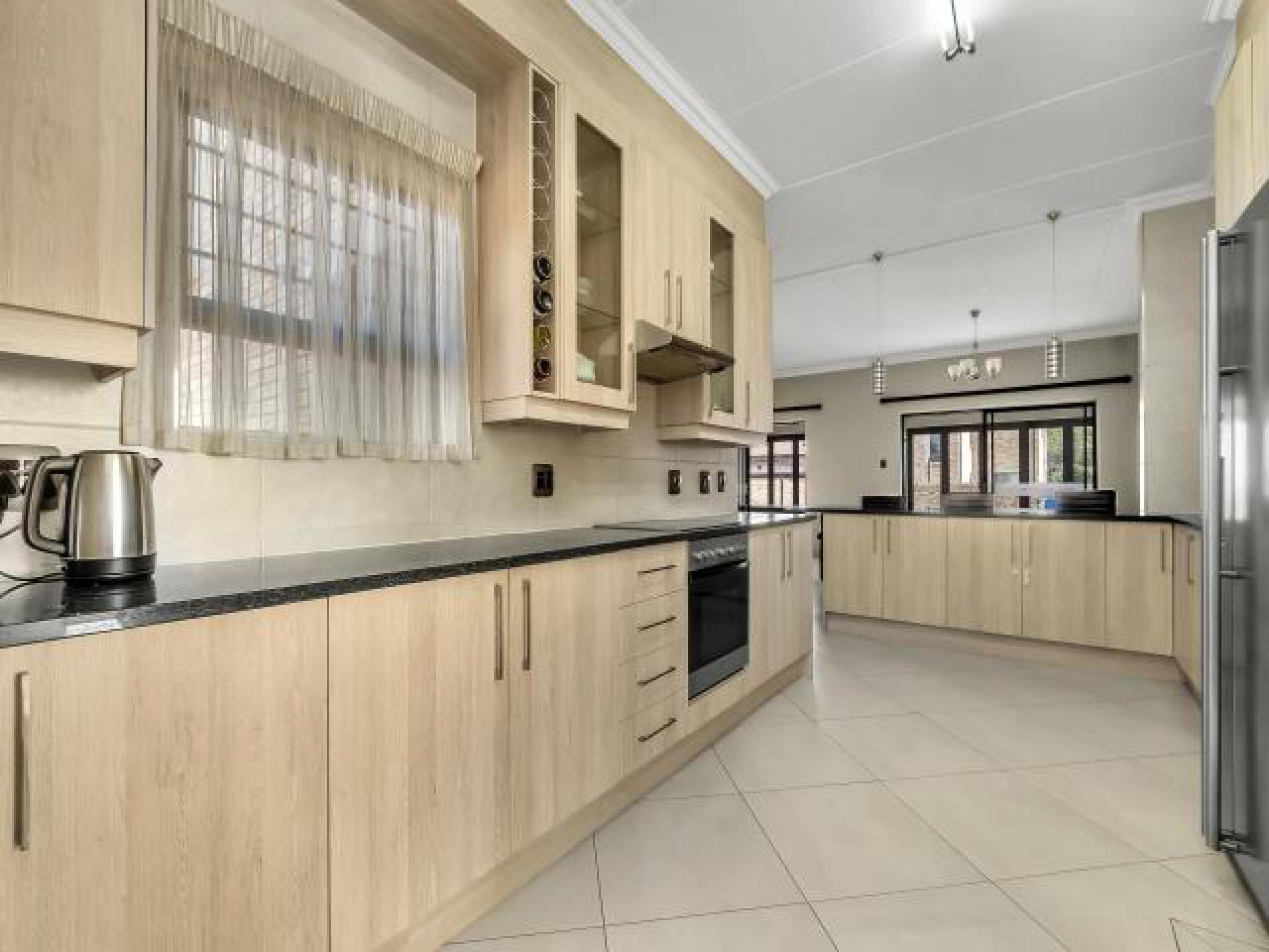 Standard Bank EasySell 3 Bedroom House for Sale in Ruimsig N