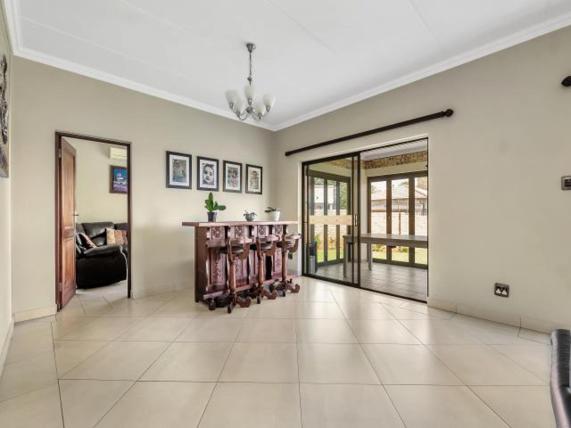 Standard Bank EasySell 3 Bedroom House for Sale in Ruimsig N