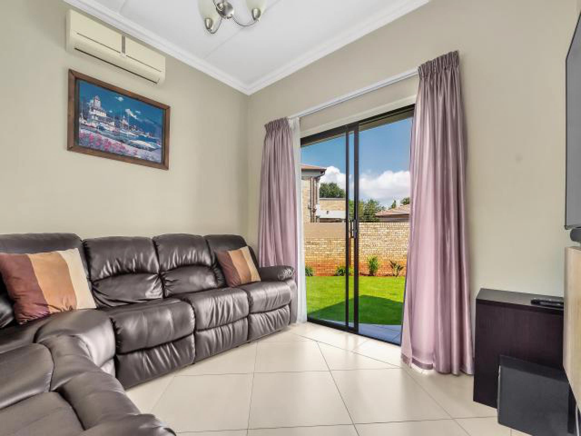 Standard Bank EasySell 3 Bedroom House for Sale in Ruimsig N