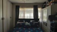 Main Bedroom - 16 square meters of property in Queensburgh