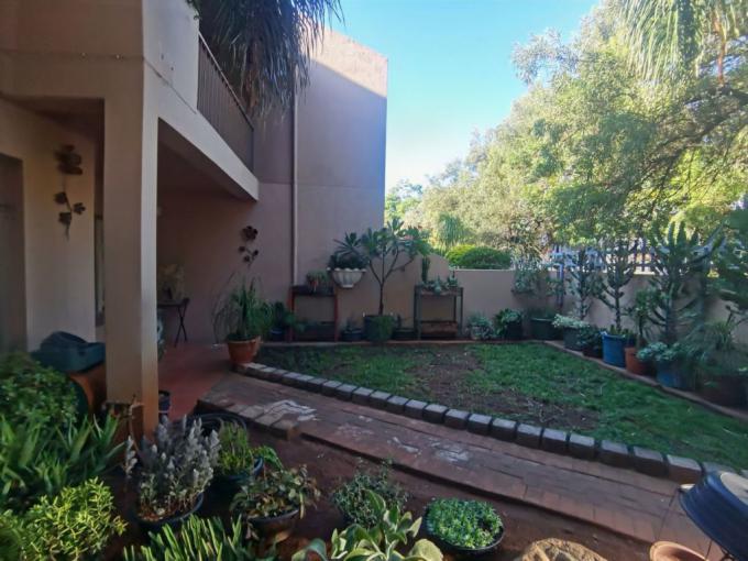 4 Bedroom Simplex for Sale For Sale in Rustenburg - MR566506