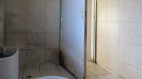 Bathroom 1 - 7 square meters of property in Kenilworth - JHB