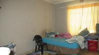 Bed Room 2 - 25 square meters of property in Kenilworth - JHB