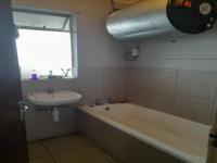 Bathroom 1 of property in Port Elizabeth Central