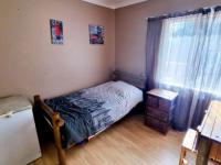 Bed Room 2 of property in Bloemfontein