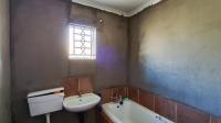 Bathroom 1 - 4 square meters of property in Stretford