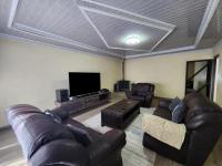 Lounges of property in Bloemfontein Central