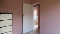 Bed Room 1 - 11 square meters of property in Protea Glen