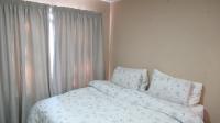 Main Bedroom - 13 square meters of property in Bromhof