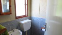 Main Bathroom - 4 square meters of property in Bromhof