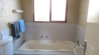 Bathroom 1 - 5 square meters of property in Bromhof