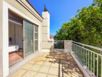 Balcony - 19 square meters of property in Douglasdale