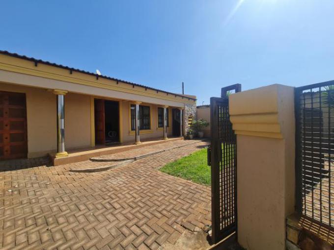 Houses For Sale in Silvertown MyRoof.co.za