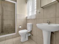 Main Bathroom - 7 square meters of property in Wilgeheuwel 