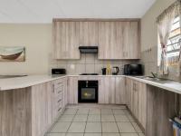 Kitchen - 12 square meters of property in Wilgeheuwel 