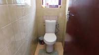 Bathroom 1 - 6 square meters of property in Marburg