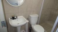 Main Bathroom - 5 square meters of property in Albertsdal