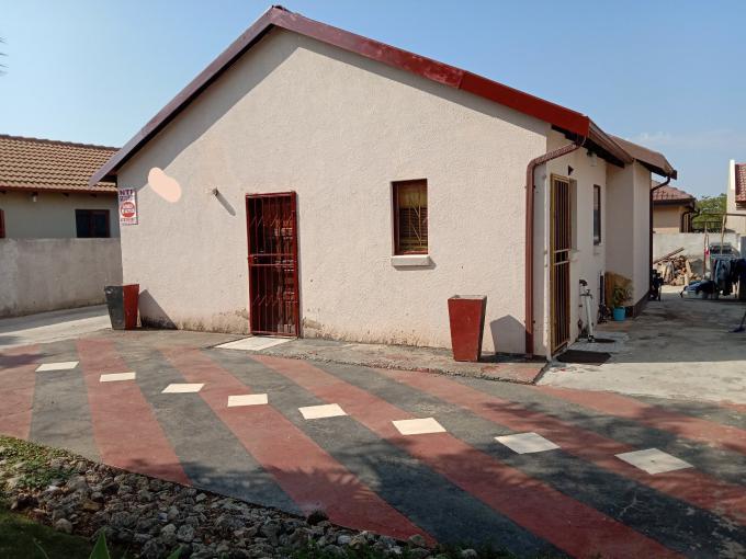 2 Bedroom House for Sale For Sale in Elandspoort - MR571310