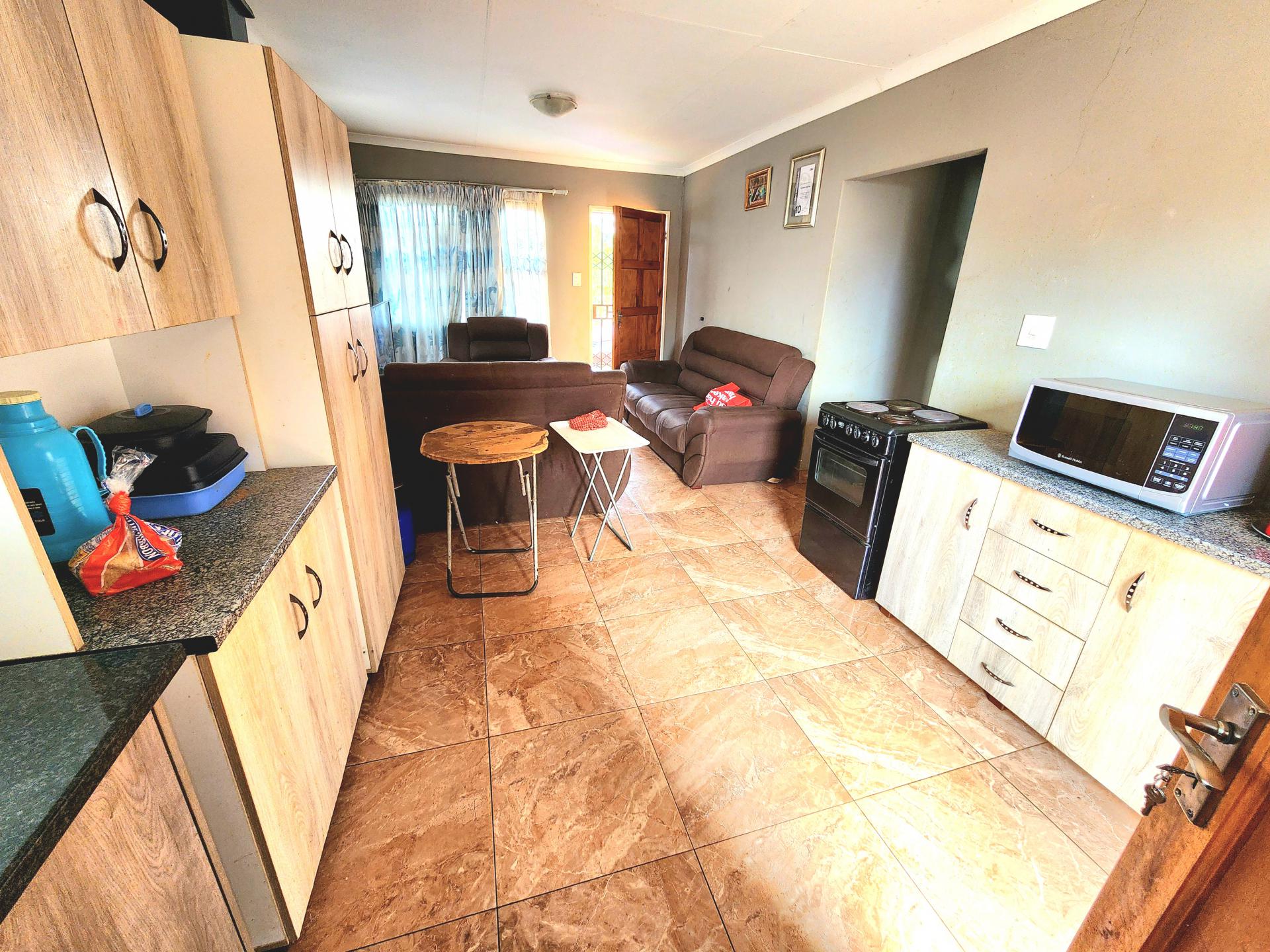 Kitchen of property in Vosloorus