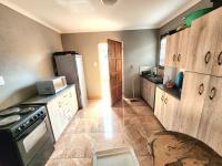 Kitchen of property in Vosloorus