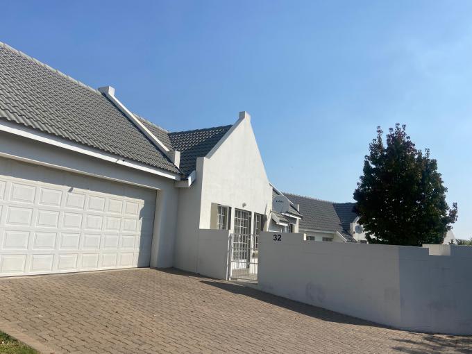 3 Bedroom House for Sale For Sale in Brooklands Lifestyle Estate - MR572010