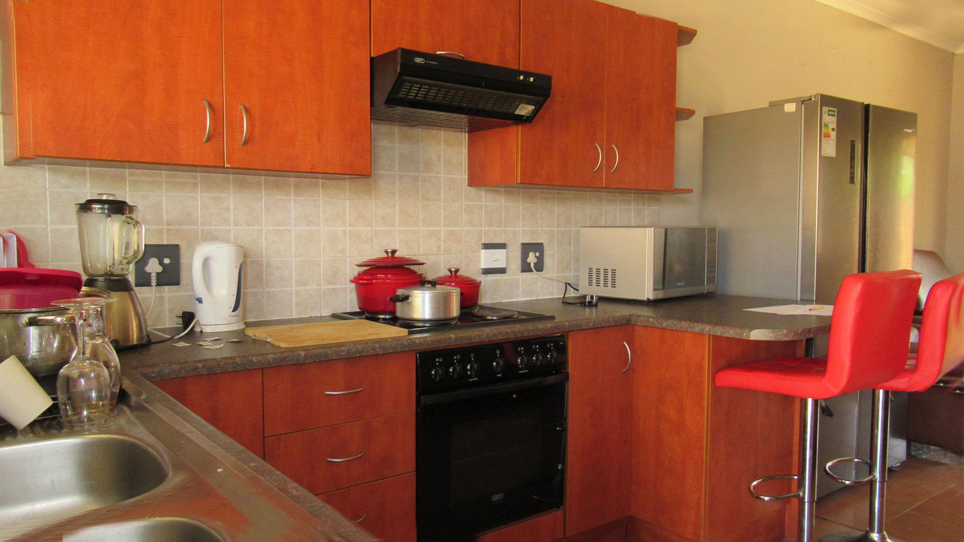 Kitchen - 15 square meters of property in Meyerton