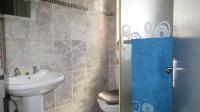 Bathroom 1 - 4 square meters of property in Jabulani