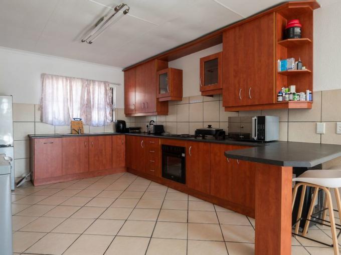 2 Bedroom Apartment for Sale For Sale in Alberton - MR573130