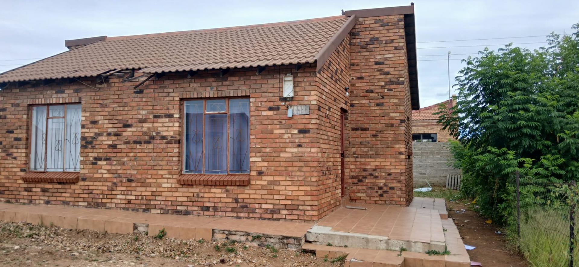 Front View of property in Mmabatho