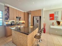 Kitchen of property in Universitas