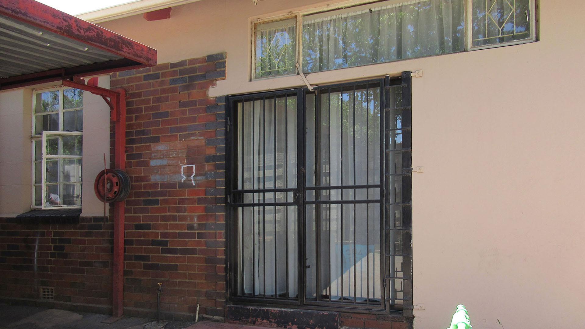 Front View of property in Glenesk