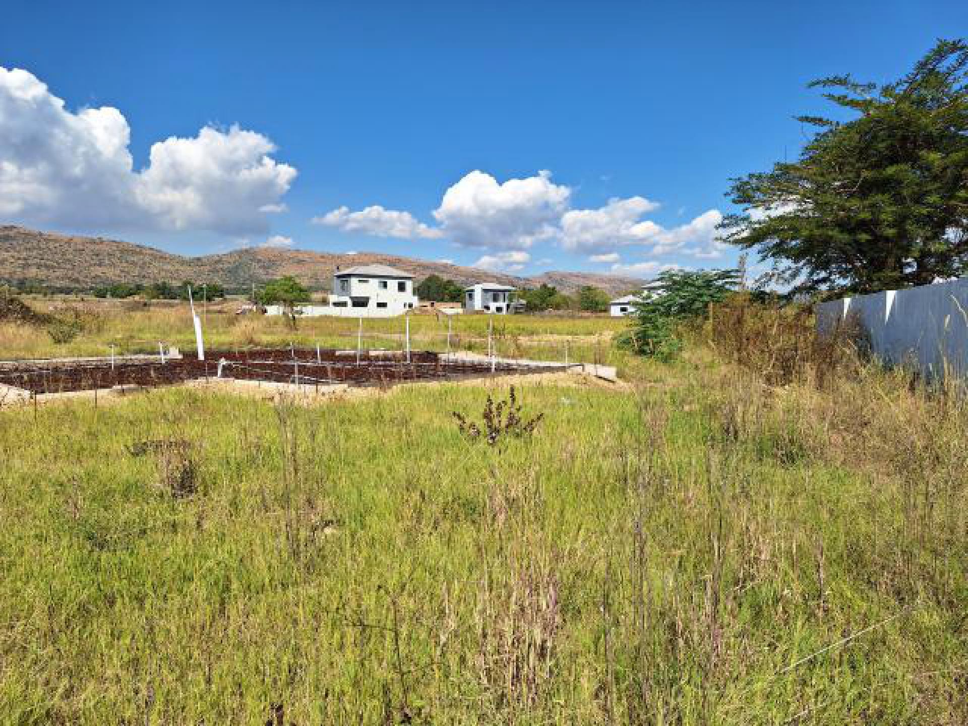 Front View of property in Hartbeespoort