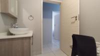 Bathroom 1 - 5 square meters of property in Midridge Park