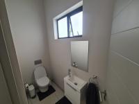 Guest Toilet - 2 square meters of property in Lone Hill