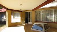 Patio - 44 square meters of property in Constantia Kloof