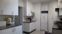 Kitchen - 18 square meters of property in Constantia Kloof