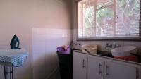 Scullery - 15 square meters of property in Constantia Kloof