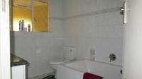 Main Bathroom - 8 square meters of property in Constantia Kloof