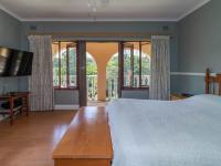  of property in Kloof 