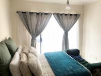 Bed Room 1 - 15 square meters of property in Greenstone Hill