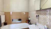 Main Bathroom - 5 square meters of property in Birchleigh North