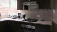 Kitchen - 15 square meters of property in Glenvista