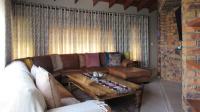 Lounges - 50 square meters of property in Glenvista